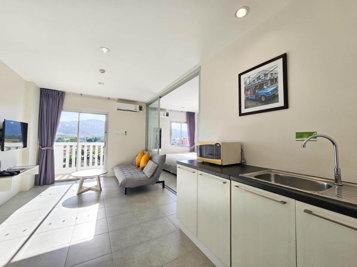 Recenta Suite Phuket Suanluang Bagian luar foto