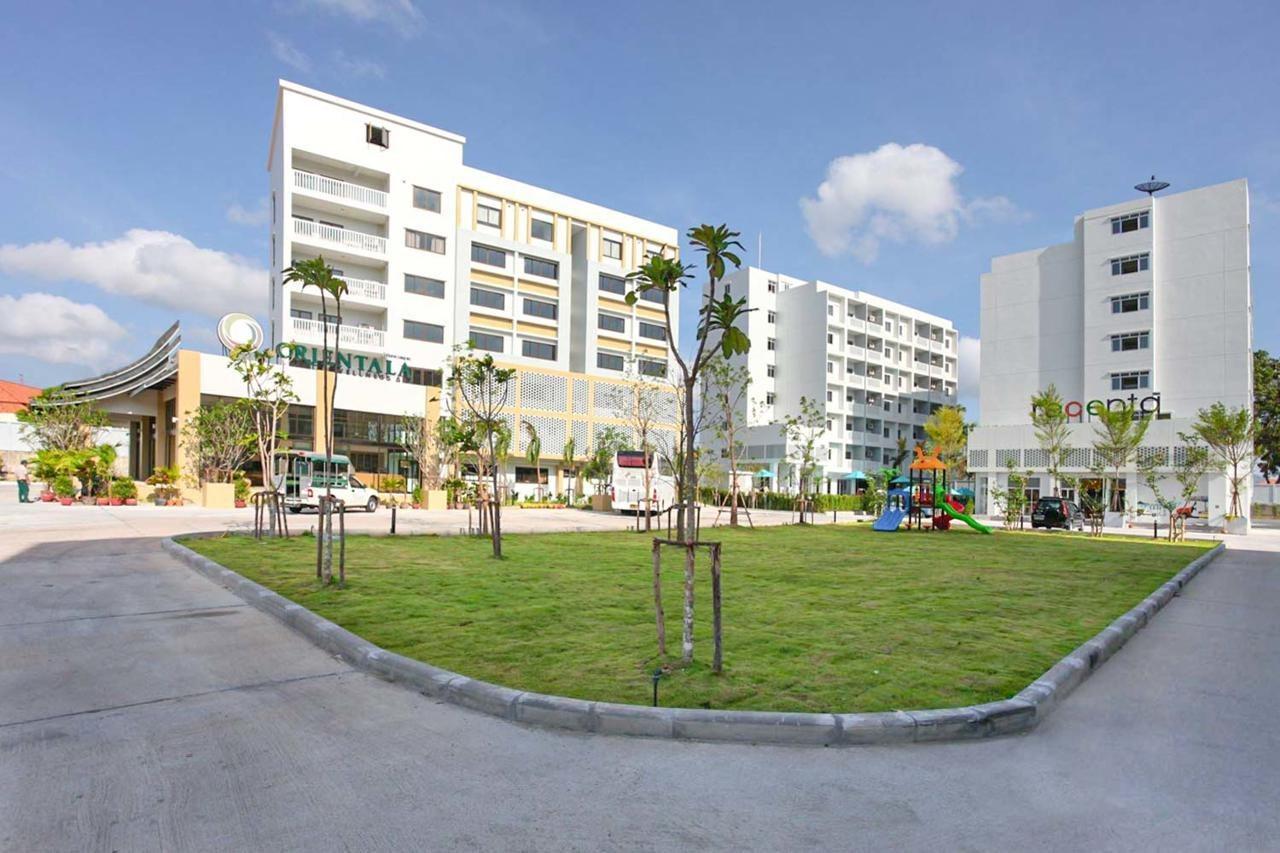 Recenta Suite Phuket Suanluang Bagian luar foto