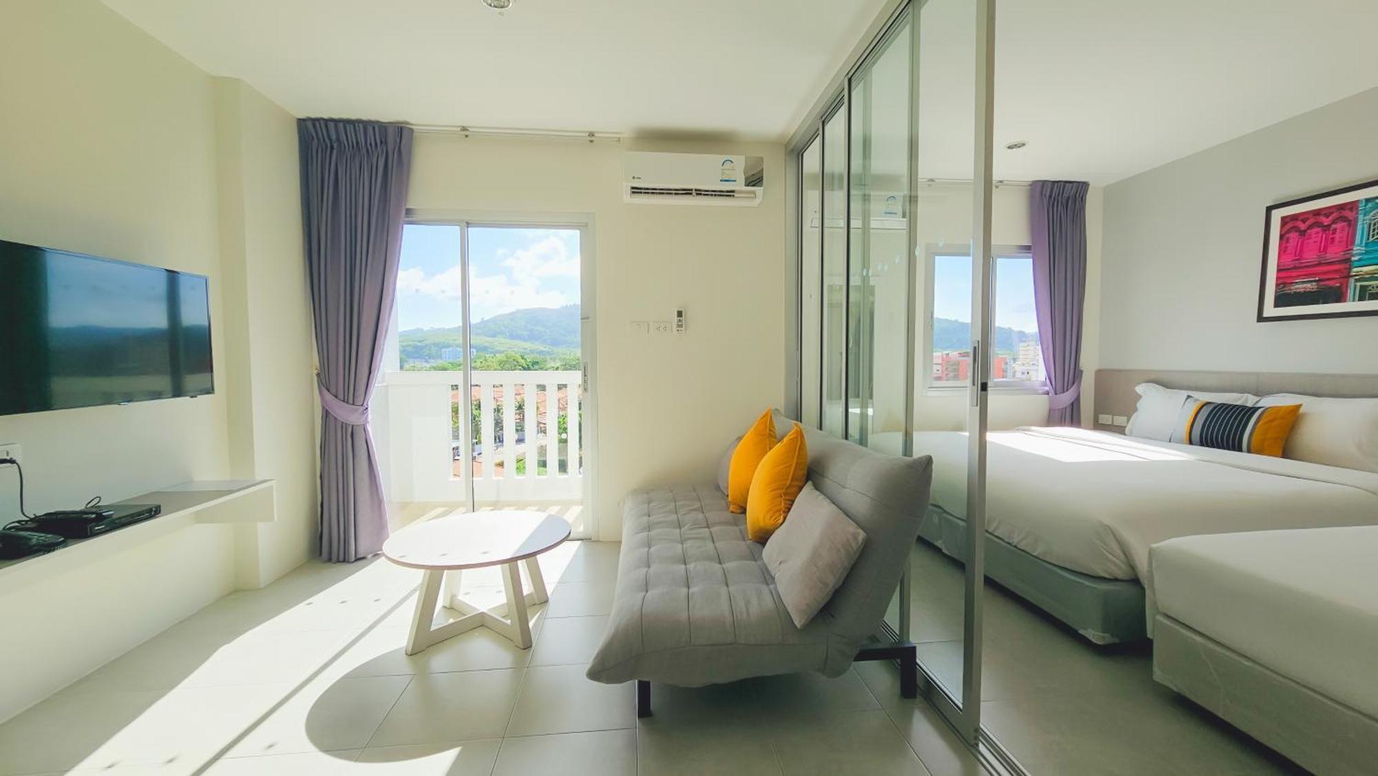 Recenta Suite Phuket Suanluang Bagian luar foto