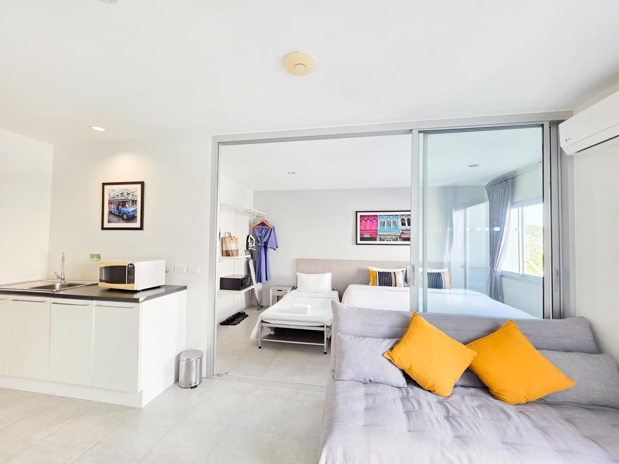 Recenta Suite Phuket Suanluang Bagian luar foto
