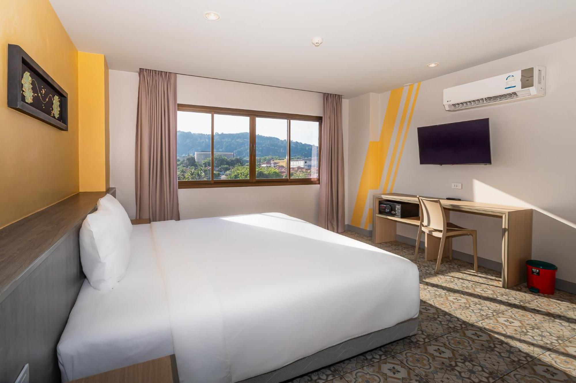 Recenta Suite Phuket Suanluang Bagian luar foto