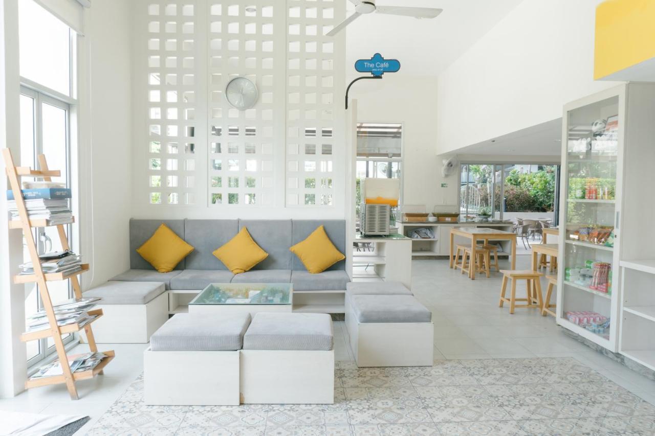 Recenta Suite Phuket Suanluang Bagian luar foto